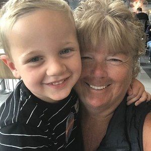 Meet your Posher, Leanne